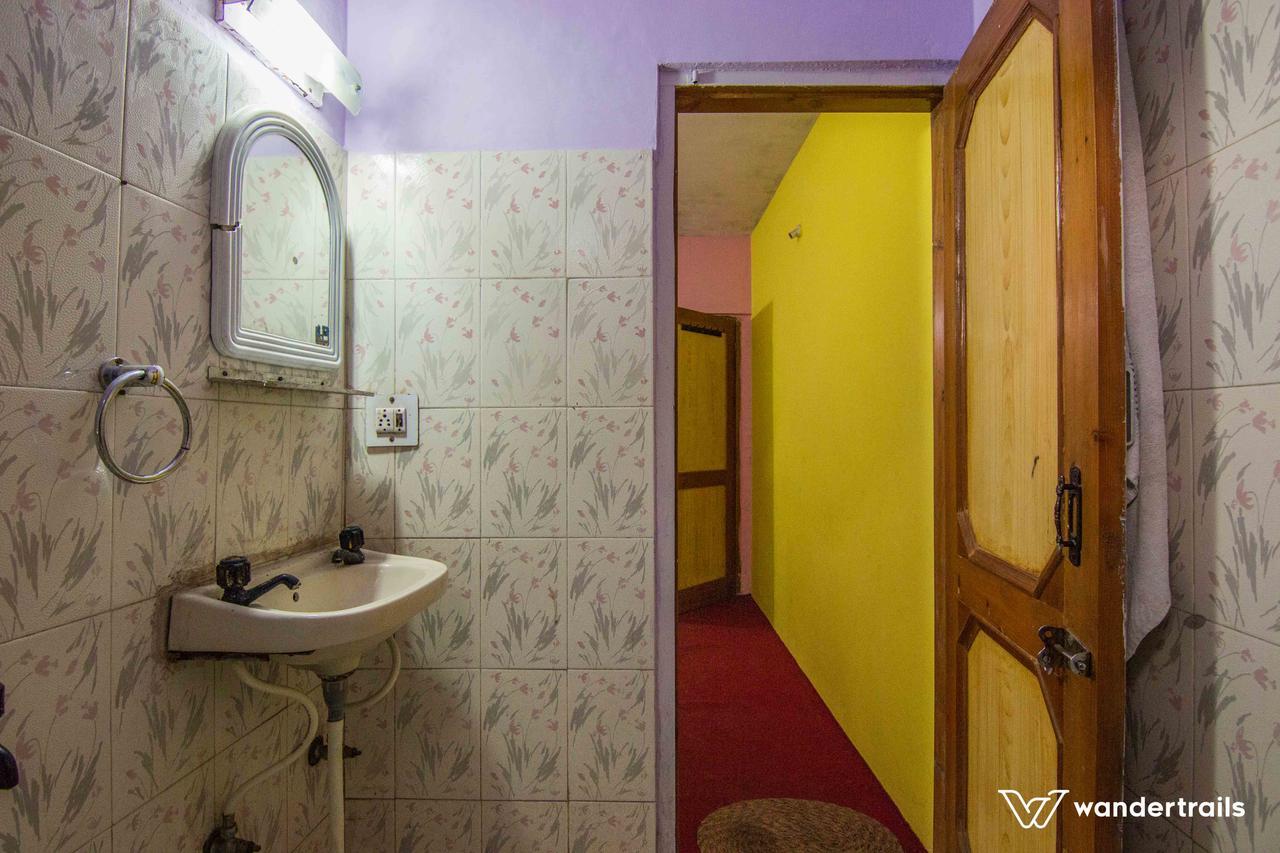 Kunal Hotel & Cottages Manali  Bagian luar foto