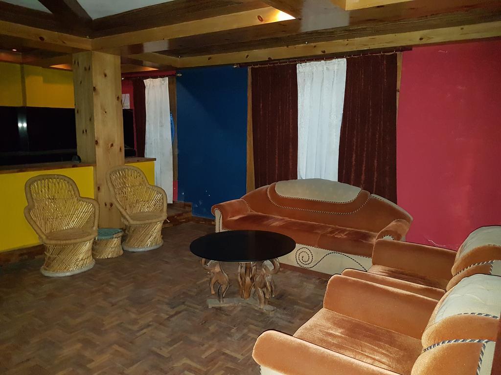 Kunal Hotel & Cottages Manali  Bagian luar foto